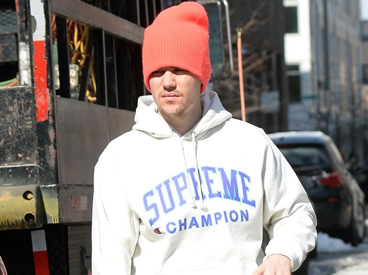 チャンピオンの「4,000円以下」のシューズ、ジャスティン・ビーバー着用