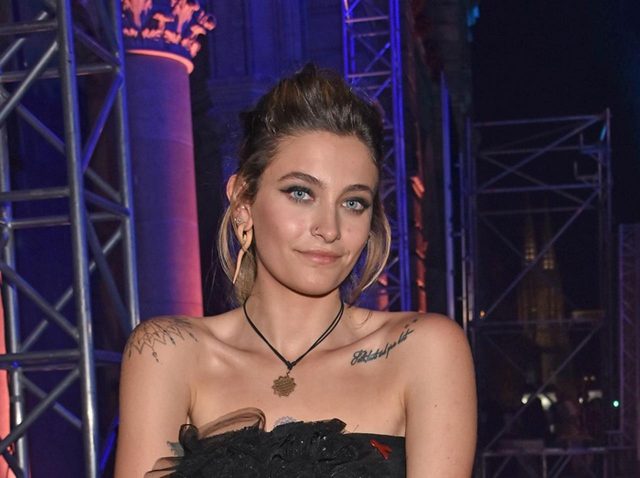 パリス・ジャクソン、自殺未遂の報道に「くたばれ」と激怒