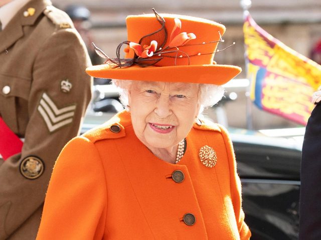 エリザベス女王が92歳にしてインスタ初投稿！その「内容」がさすが女王