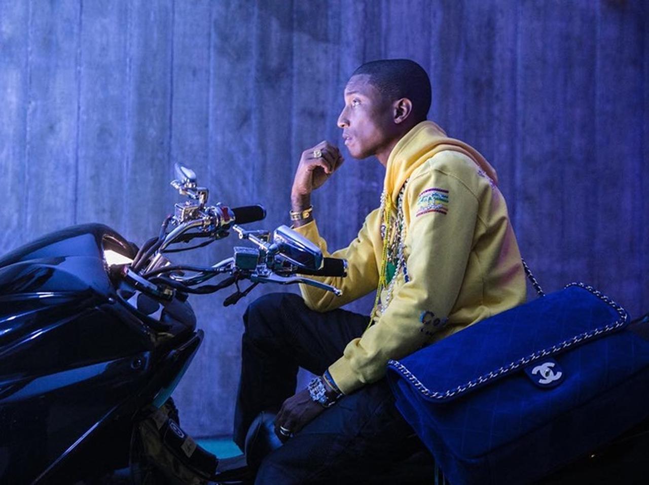 シャネル×ファレルのコラボが実現!日本のアニメの影響も