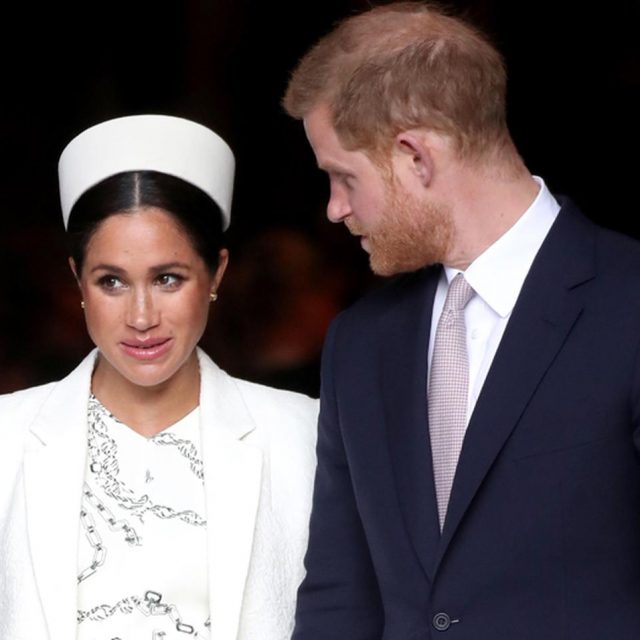 メーガン妃が生中継中に「思わず涙」 その理由とは？