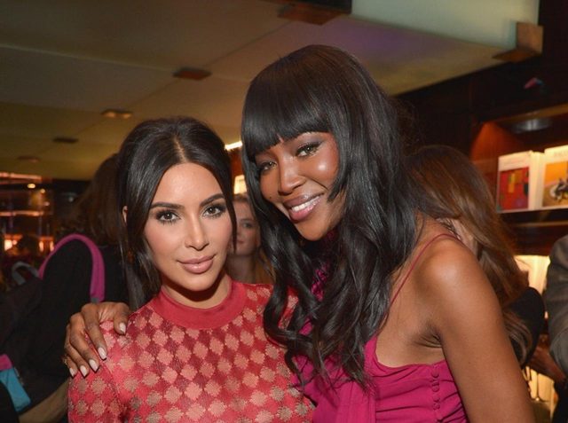 キム・カーダシアン、元祖スーパーモデルの真似をしていたことを認める