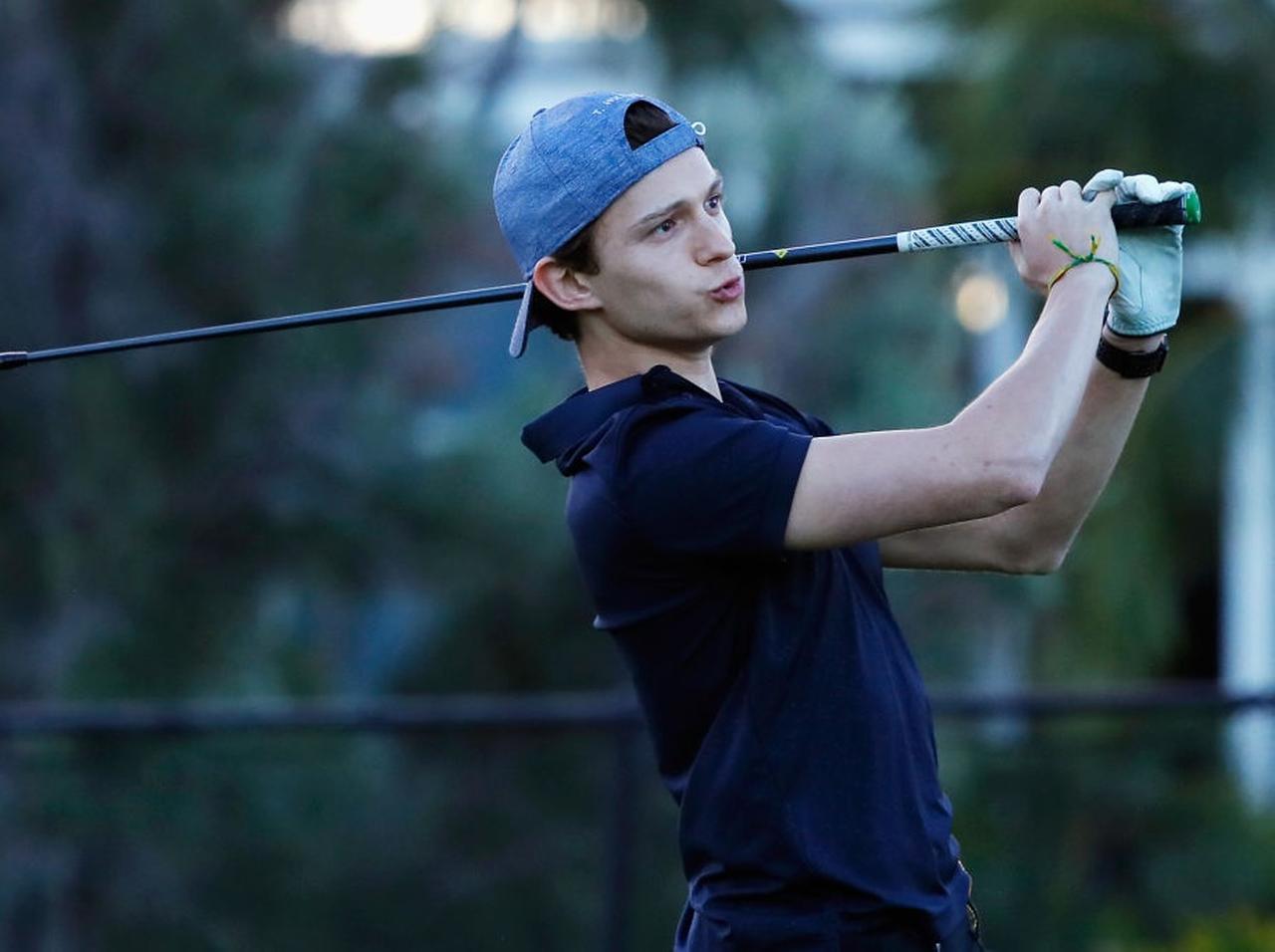 トム・ホランドが『アベンジャーズ/インフィニティ・ウォー』監督映画で銀行強盗役に