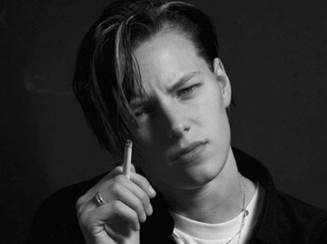 イケメンで美女、エリカ・リンダーが日本に来る！