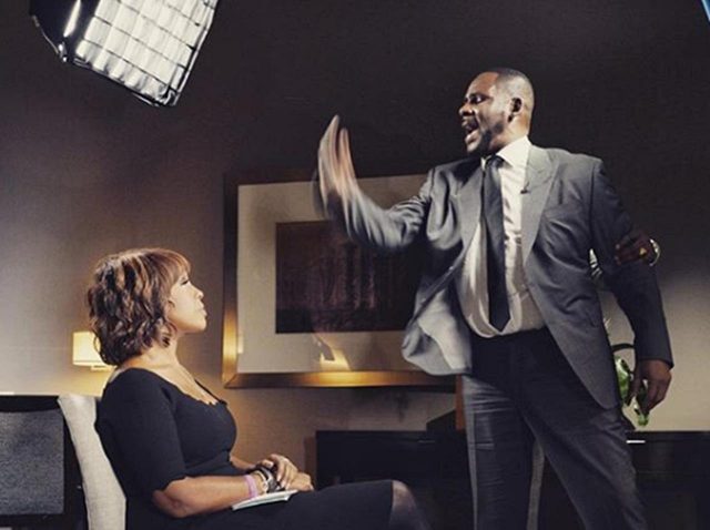 「未成年への性的虐待」で告発されたR.ケリーが涙の訴え「僕はやっていない！」