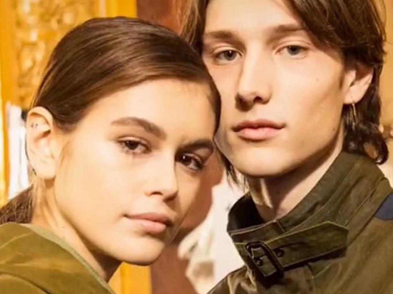 カイア・ガーバー、187㎝イケメンモデル恋人とのパリデートが絵になりすぎる