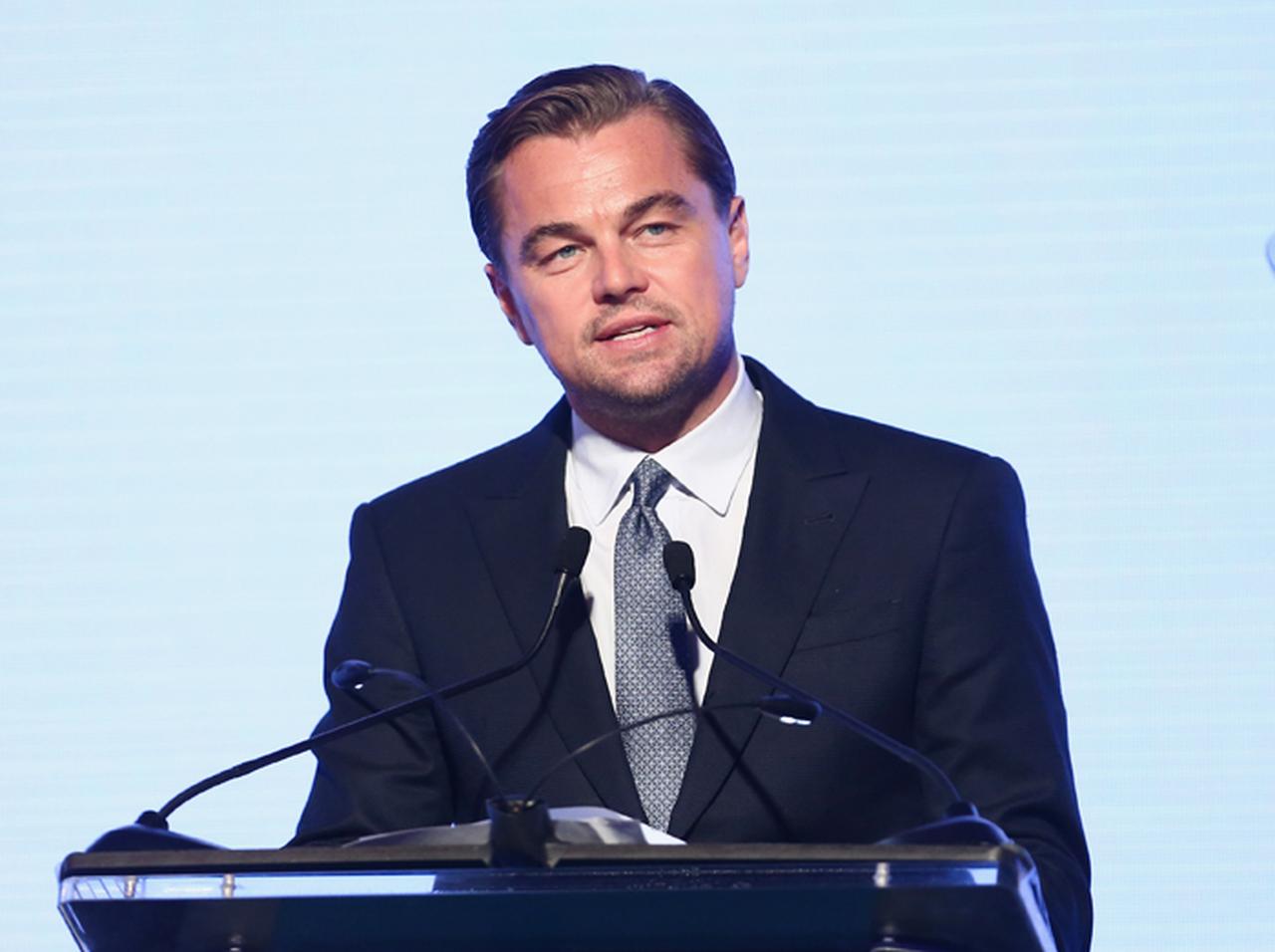 レオナルド・ディカプリオの「ひと声」で100頭のクジラの運命が変わる