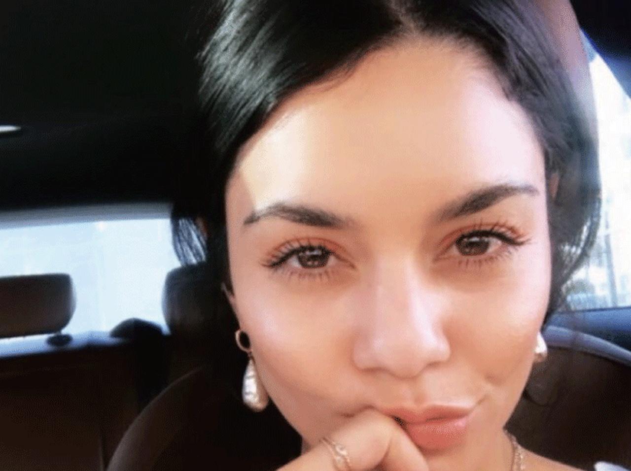 ヴァネッサ・ハジェンズの「エプロンワンピ」が可愛すぎる♡