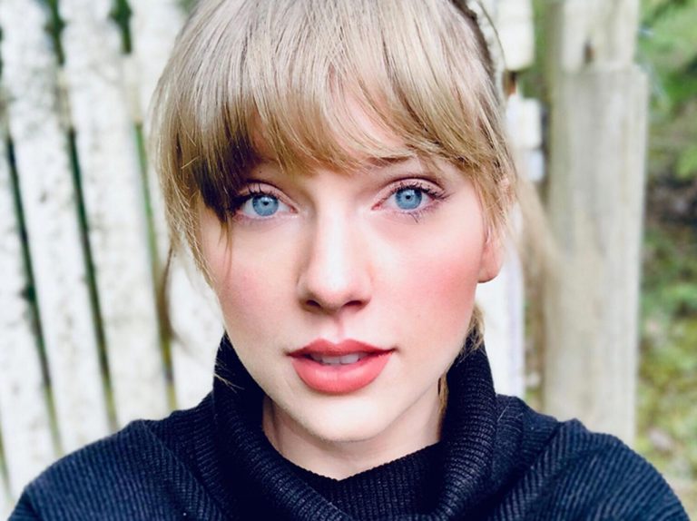 テイラー・スウィフトが毎日飲んでるコンビニで買える「ストレス撃退サプリ」