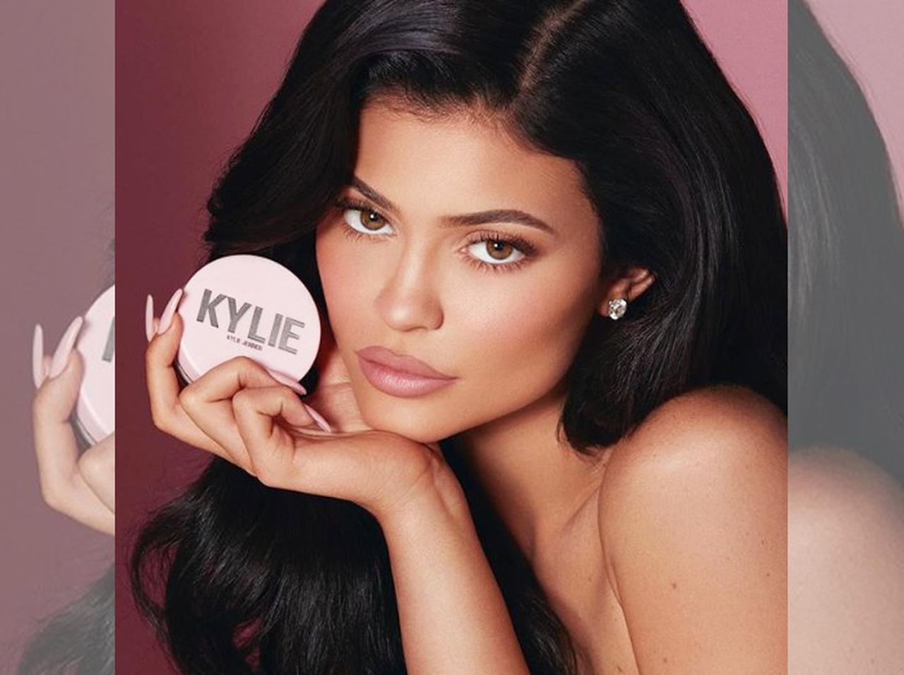 カイリー・ジェンナーの「史上最年少ビリオネア」認定された“感想”に拍子抜け