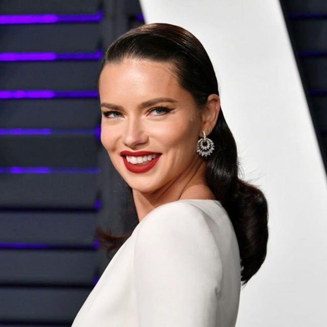 努力家スーパーモデルのアドリアナ・リマ、メイクルールもストイック！