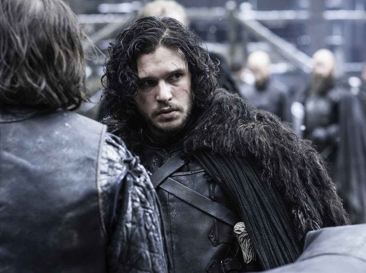 『ゲーム・オブ・スローンズ』ジョン・スノウ、撮影中は女性が身につける「アレ」を使用していた