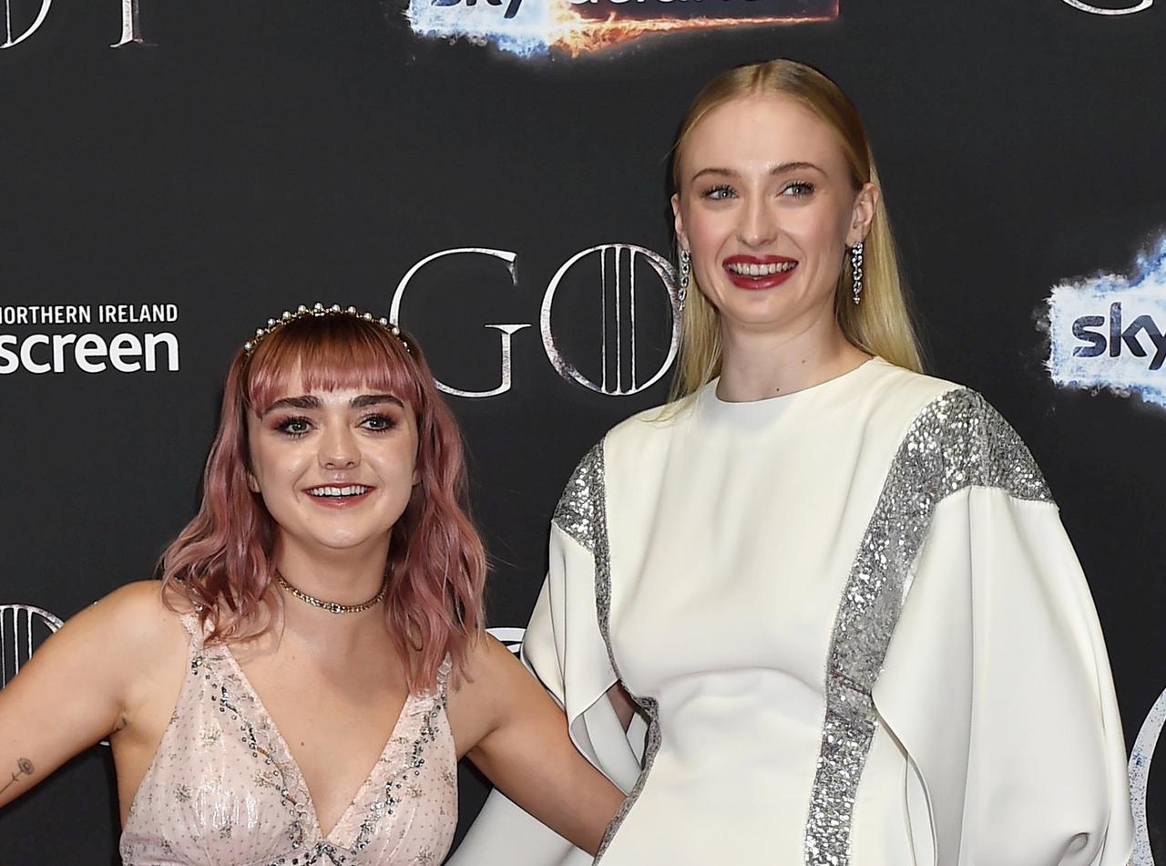 『ゲーム・オブ・スローンズ』のサンサ&アリア役、「女の友情映画」を作って共演したい