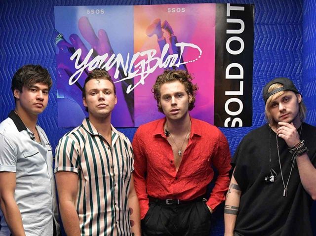 5SOSのマイケル、新しい家族をお披露目！公開したメッセージにグッとくる
