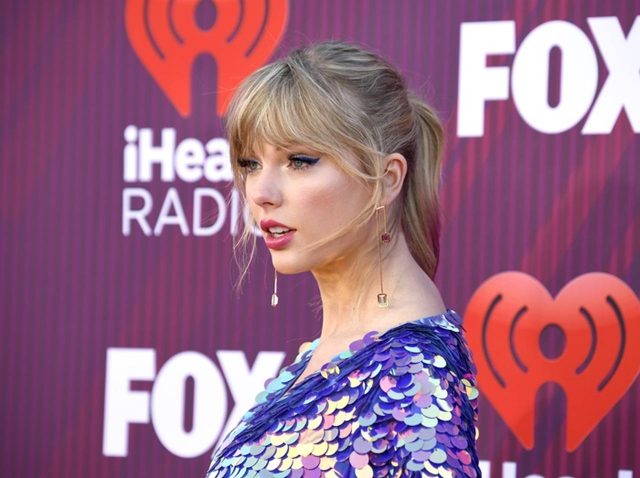 テイラー・スウィフト、4月13日に何かが起こる？ファンが騒然とする理由