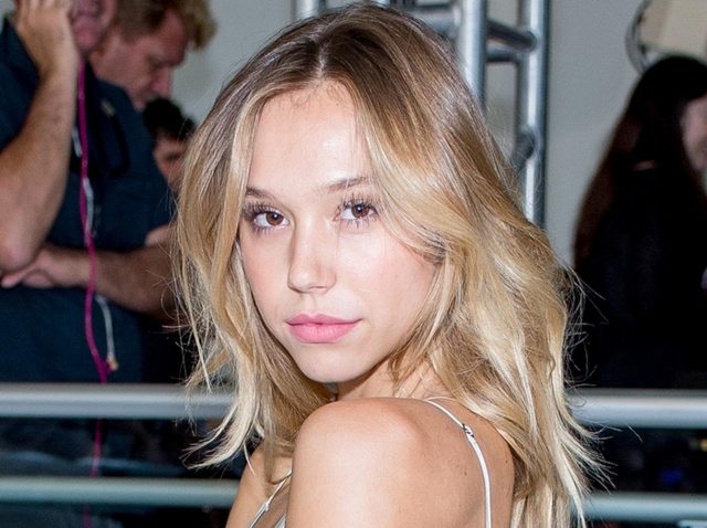 アレクシス・レンの素顔に迫る15のトリビア