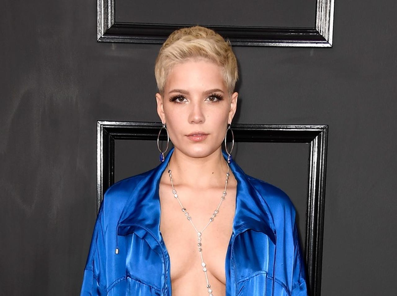 ホールジー、ホームレス時代に「体を売ること」を真剣に考えていた