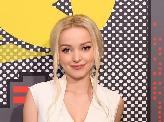 ダヴ・キャメロン、アルバムのリリース間近！？レコーディングでラストスパート