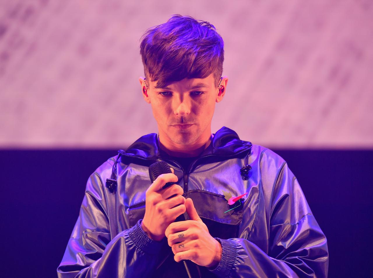 ワン・ダイレクションのルイ・トムリンソン、妹の死後初めてコメント【全訳】