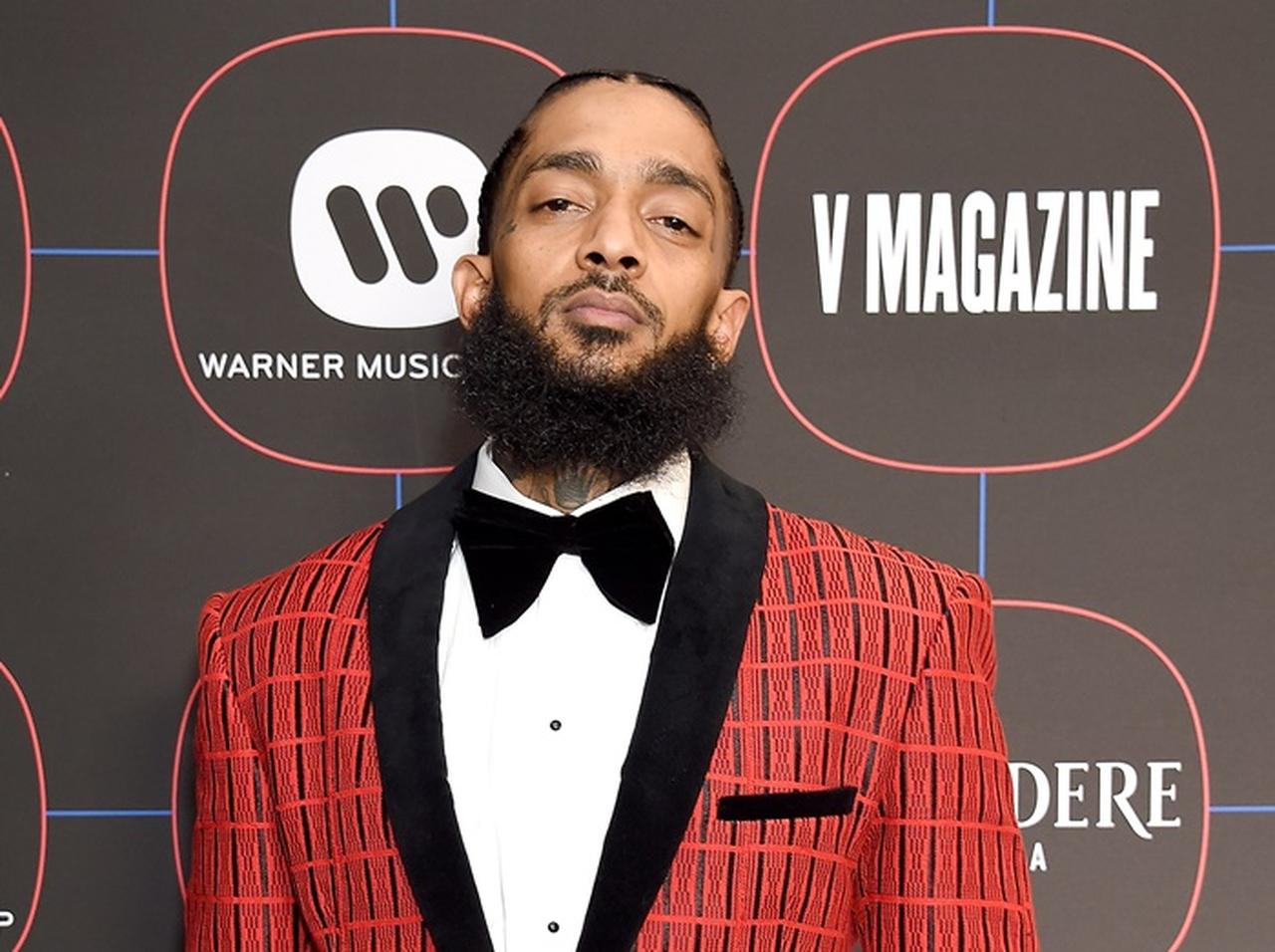 ラッパーのニプシー・ハッスル、LAの路上で何者かに「射殺」される