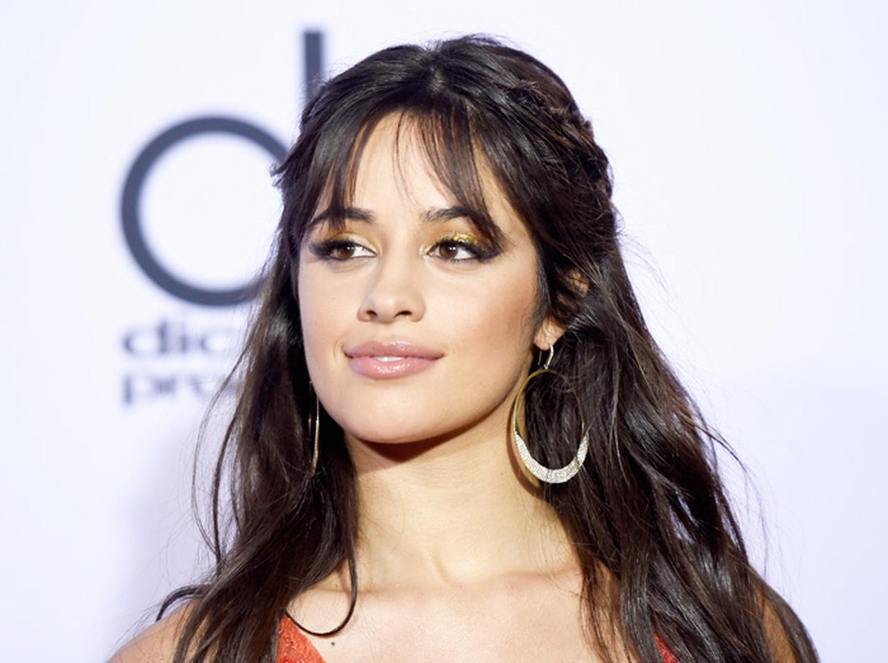 カミラ・カベロが実践、冷蔵庫の中にある“食材”を使った「毛穴ケア」