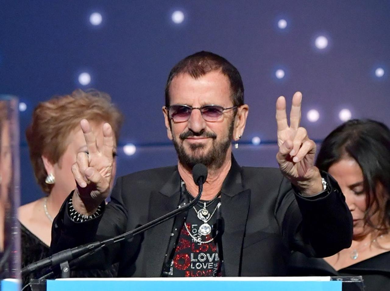 元ザ・ビートルズのリンゴ・スター、一般人に紛れて花見を楽しむ