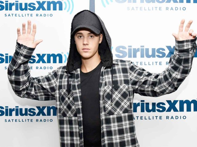 ジャスティン・ビーバーが「僕の肛門は巨大」と歌う新曲に騒然