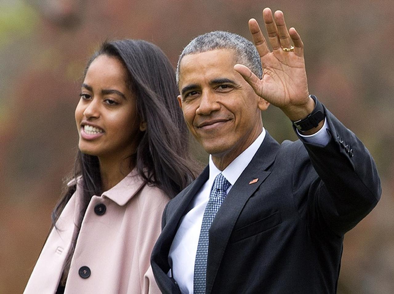 オバマ元大統領、年頃の娘がいる父親ならではの悩みを「金」で解決
