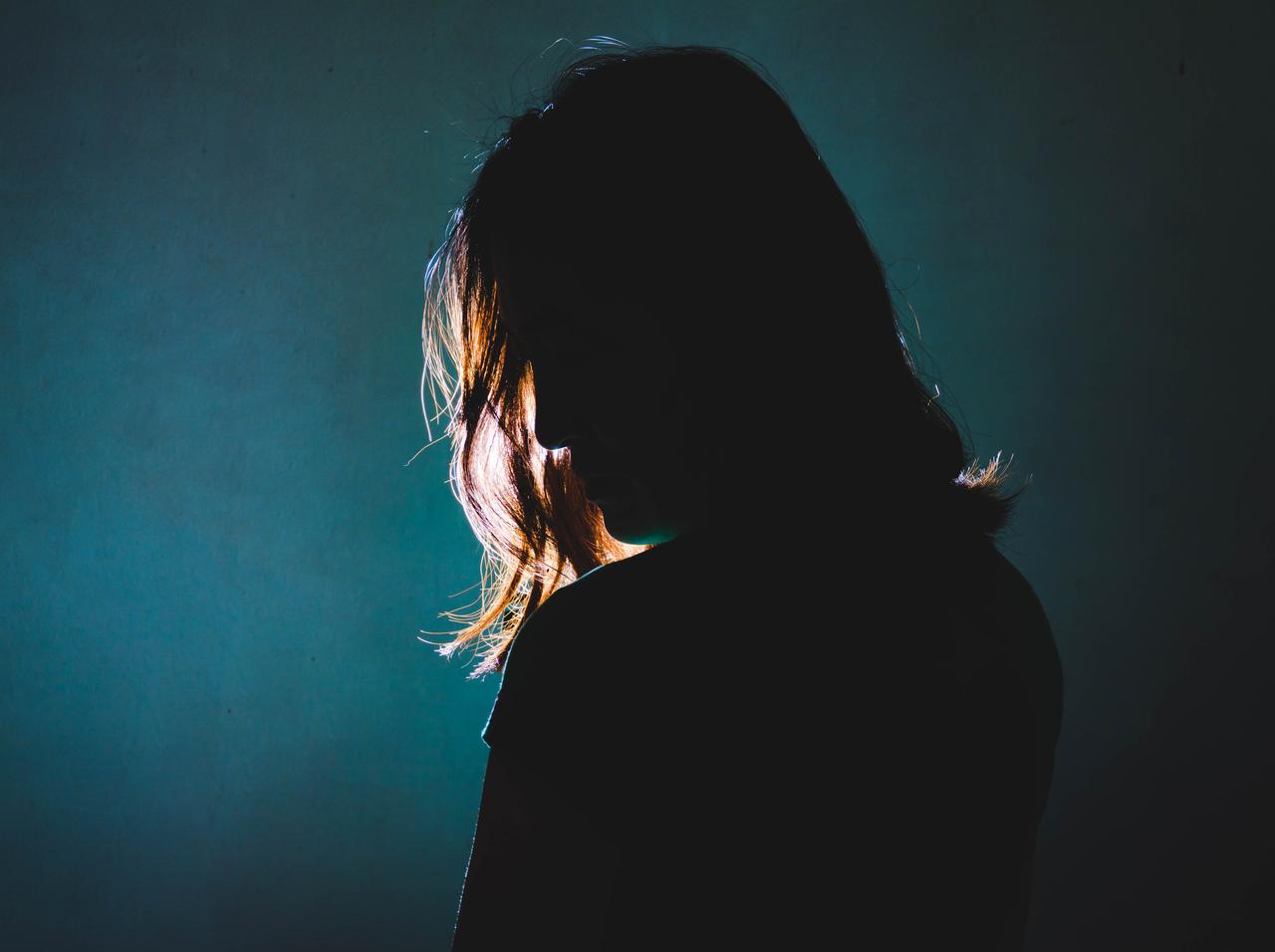 酩酊状態の女性をレイプ、裁判で男性側は「女性の叫び声」は「喘ぎ声」だったと反論