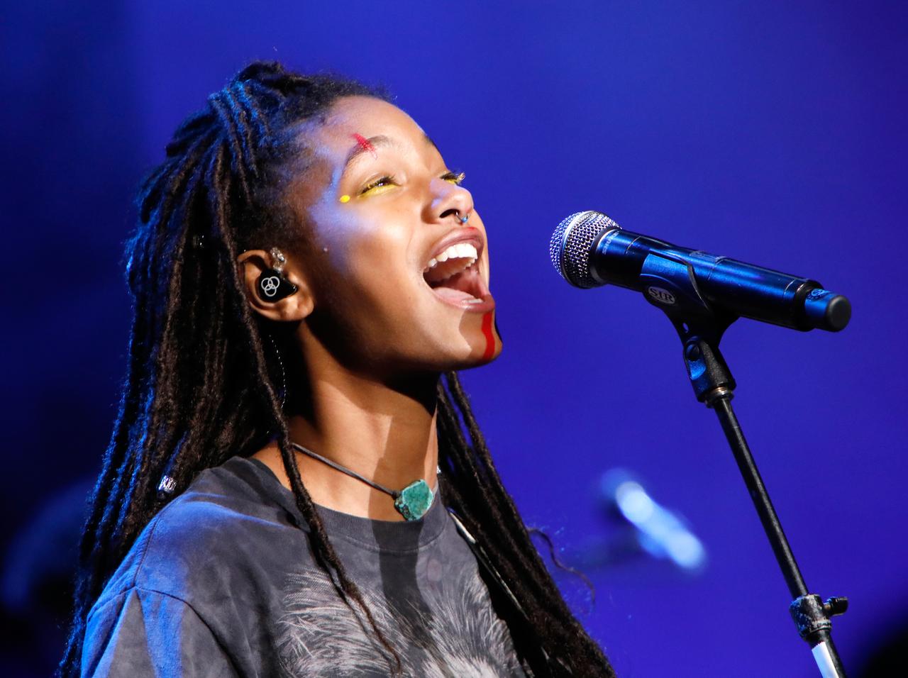 ウィロー・スミス、「スピリチュアル」なかくれんぼ