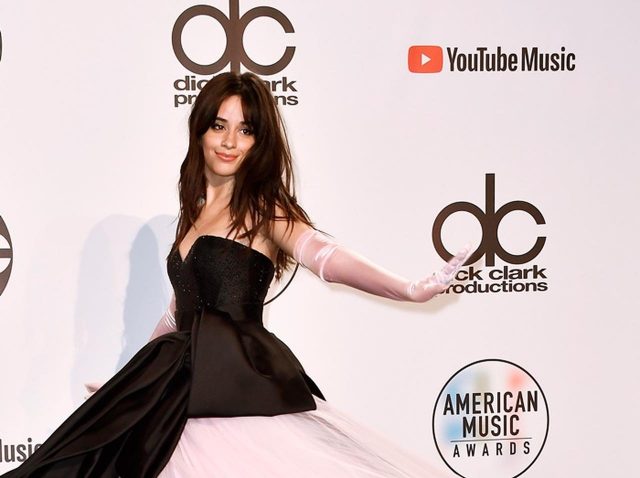 カミラ・カベロ、新たに制作予定の映画『シンデレラ』で主演