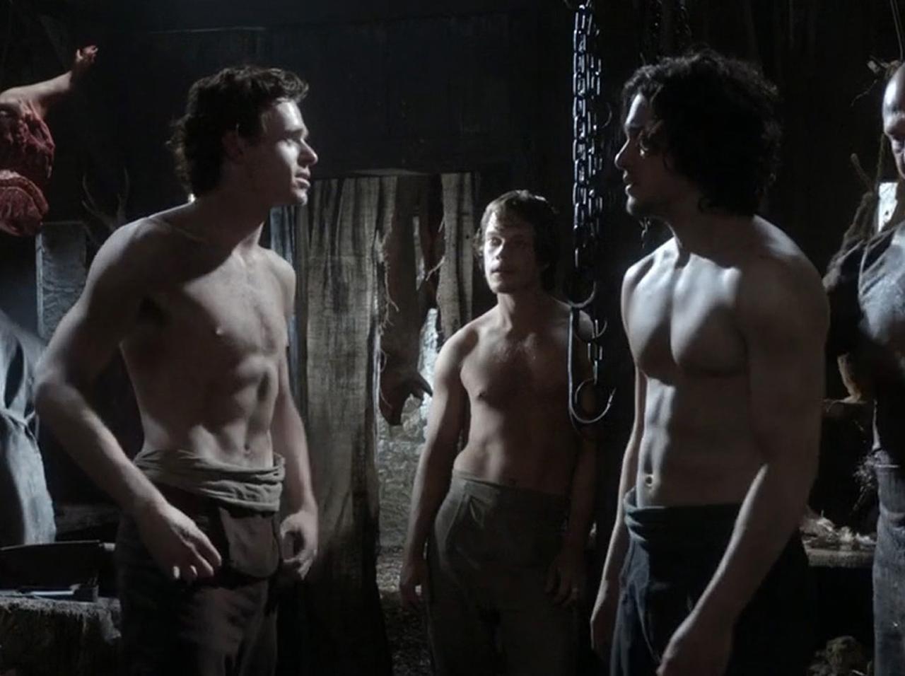 『ゲーム・オブ・スローンズ』10年前の「初台本合わせ」のキャスト写真が青春