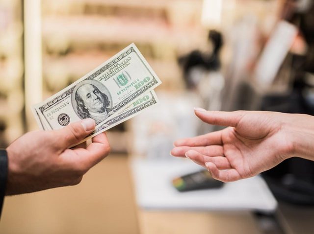 「コカイン」を売人から買った女性、まさかの理由で自ら警察に通報