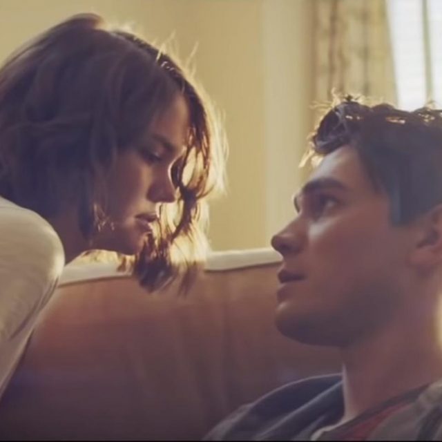 K.J.アパとマイア・ミッチェル主演！青春映画『ラスト・サマー ～この夏の先に～』の予告編が公開