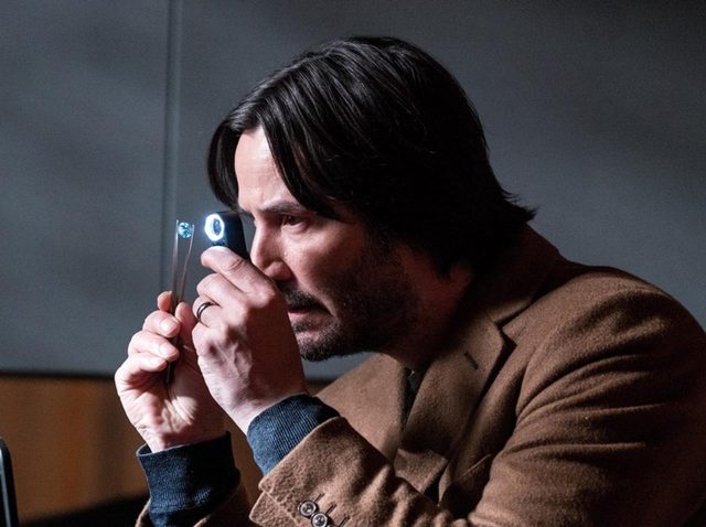 キアヌ・リーブスが「宝石ディーラー」演じる映画『ブルー・ダイヤモンド』の日本公開が決定