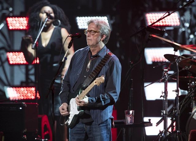 エリック・クラプトン、「令和」になる前に「レイラ」を熱唱【来日公演レポ】