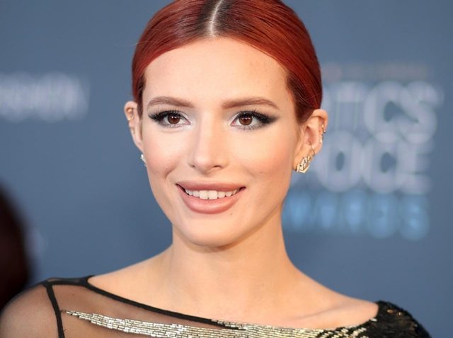 元ディズニースターのベラ・ソーン、恋人と破局で意味深なメッセージをSNSに投稿