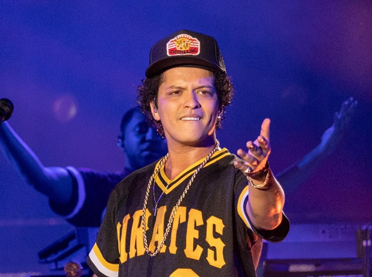 ブルーノ・マーズ、亡き母に宛てた「毎日が母の日」メッセージが心に染みる