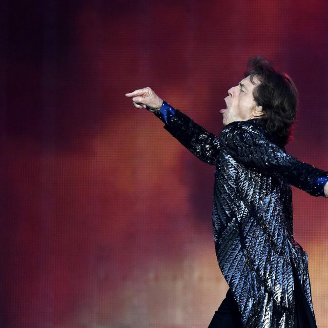 75歳ミック・ジャガー、心臓手術後にキレッキレのダンス披露！BGMは「後輩」の曲