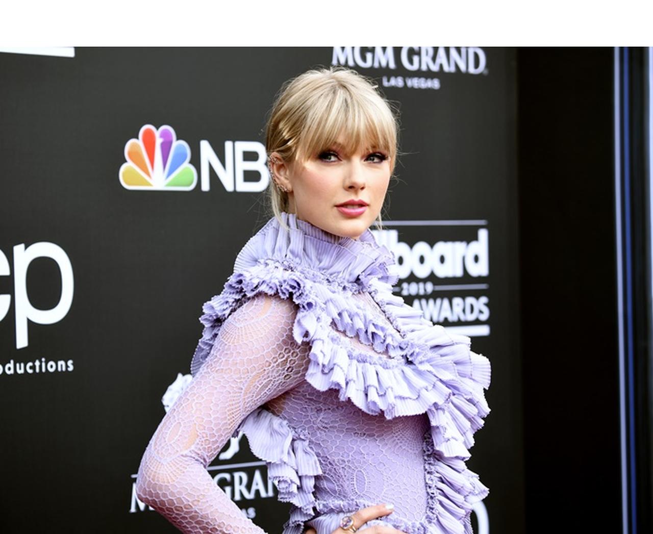 ビルボード・ミュージック・アワードに人気セレブがずらり！若手も奮闘したレカペを紹介