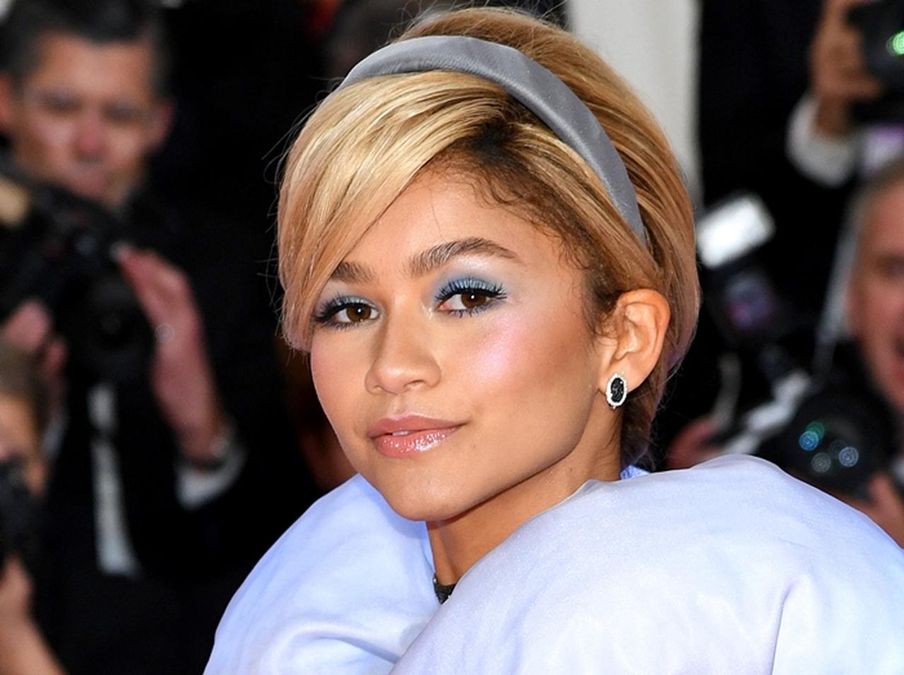 ゼンデイヤ、『シンデレラ』ドレスを選んだ深いワケとは？【メットガラ2019】