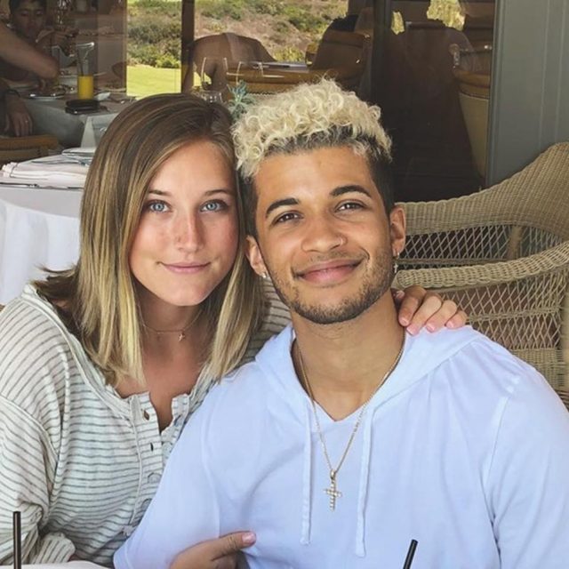ジョーダン・フィッシャーが婚約！婚約するまでの動画がロマンティック