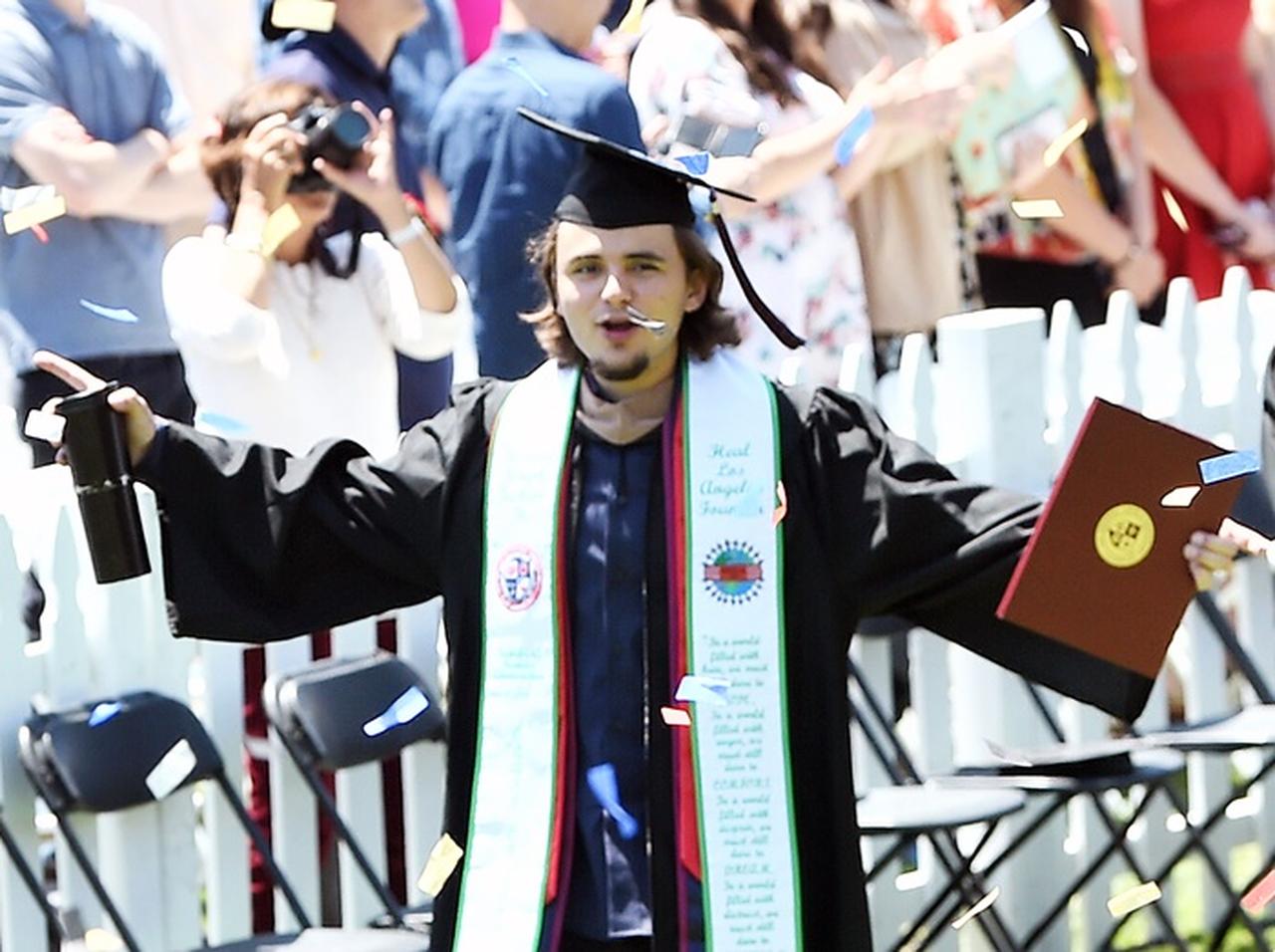 マイケル・ジャクソン息子プリンス、“父親の言葉”とともに大学を卒業