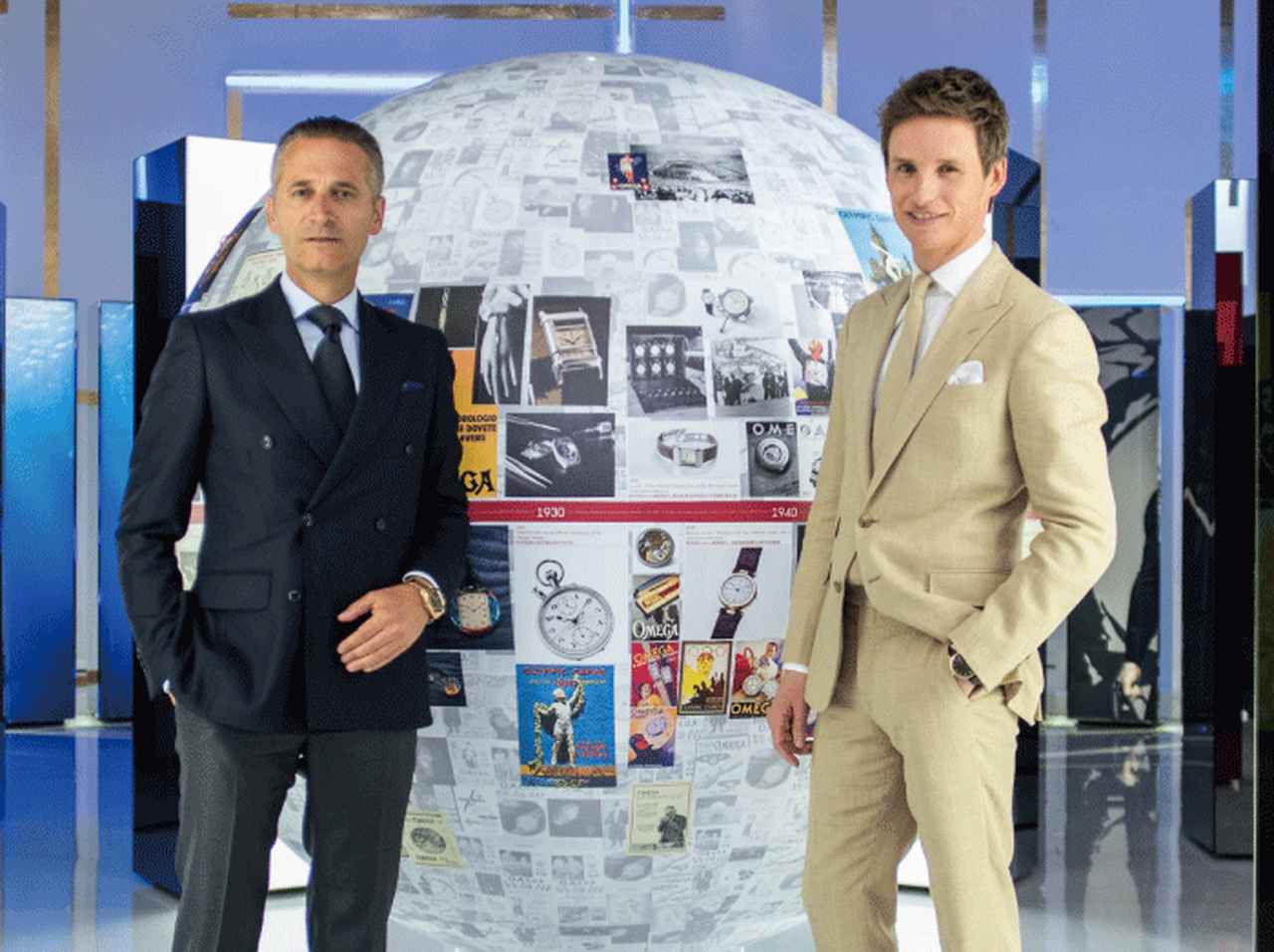 オメガの世界初「プラネット オメガ エキシビション」にエディ・レッドメインが登場