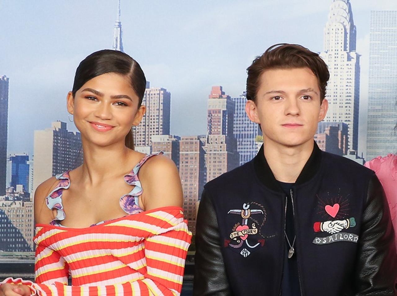 トム・ホランド、自分の局部に“ロマンス相手”ゼンデイヤをタグづけ