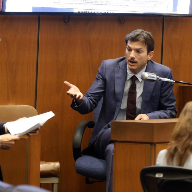 アシュトン・カッチャーが連続殺人事件の裁判で証言台へ、デート相手の女性が殺害され