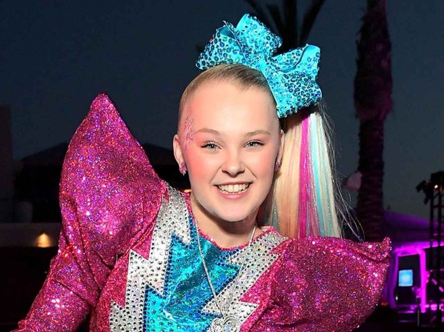 人気爆発中のジョジョ・シワ、新曲のミュージックビデオで日本語を披露