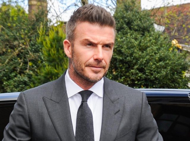 デビッド・ベッカム、走行中のスマホ使用で「半年間運転禁止」に