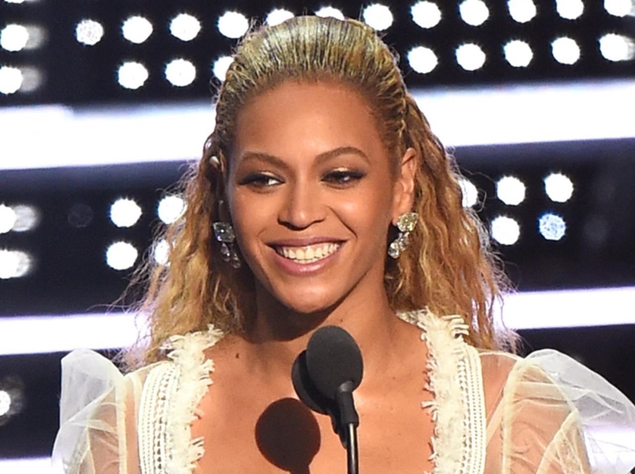 ビヨンセ、一夜にして「330億円」を手にしたのは「配車サービス」のおかげ