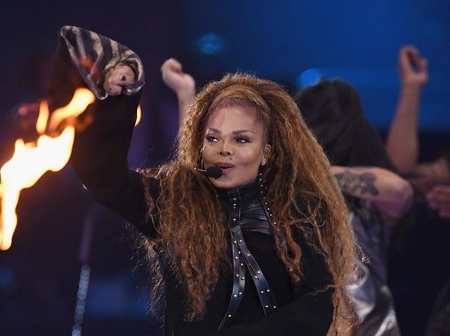 ジャネット・ジャクソン、衣装に「和柄」を取り入れた定期公演が開幕